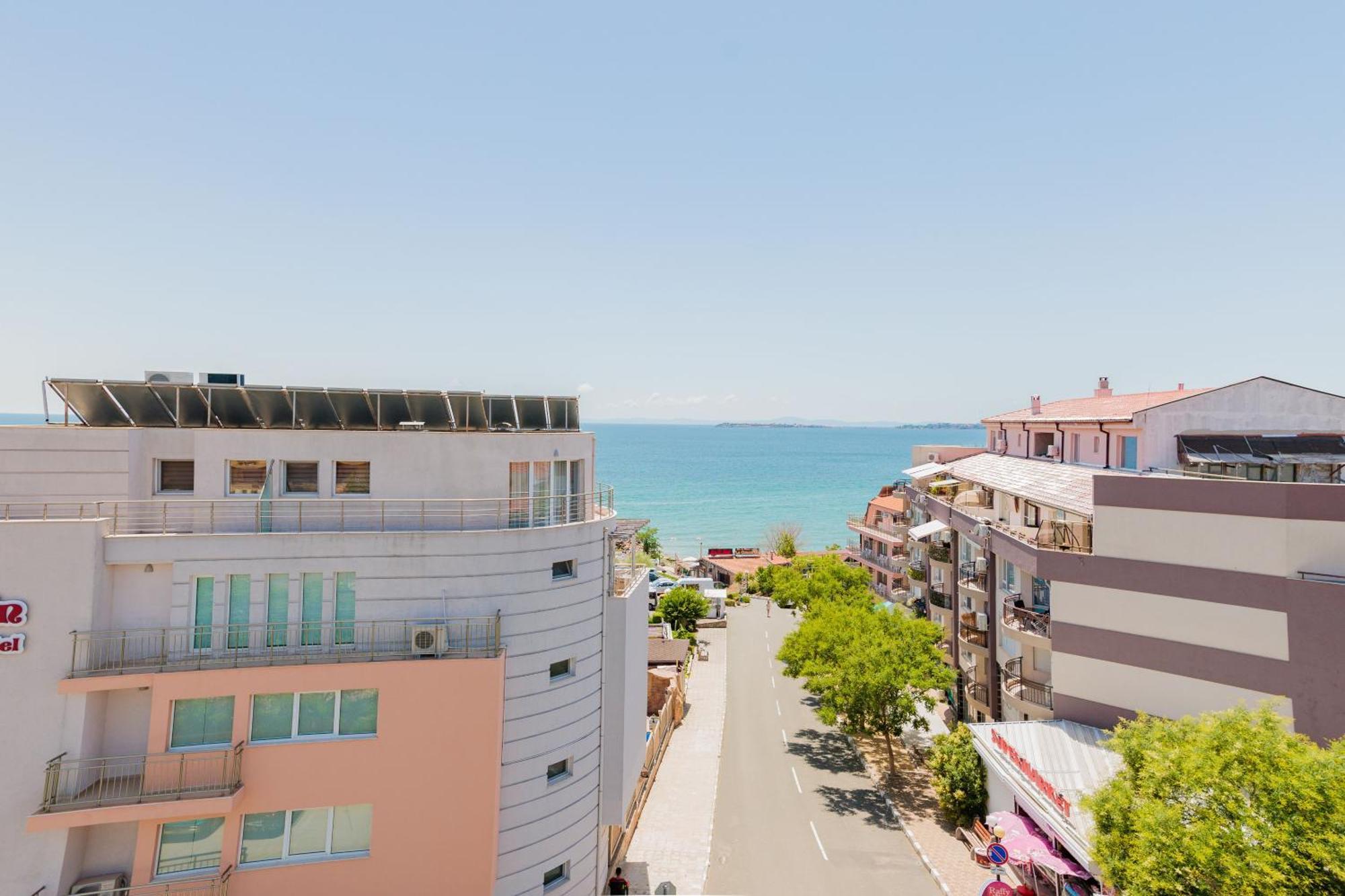 Black Sea Apartments Sveti Vlas Extérieur photo