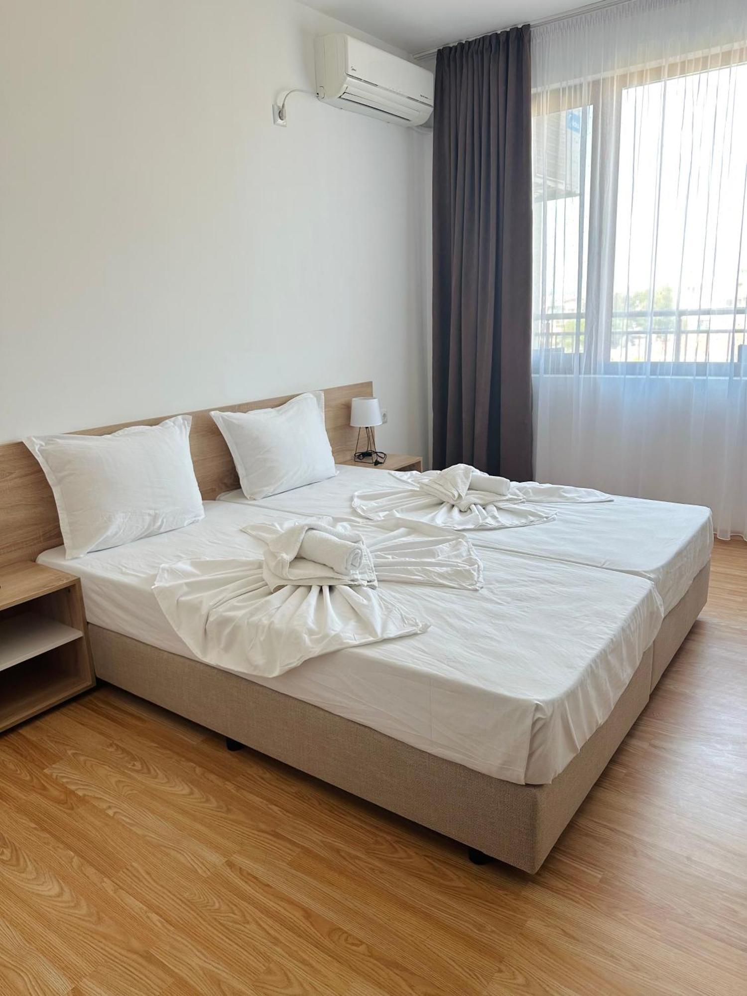 Black Sea Apartments Sveti Vlas Extérieur photo